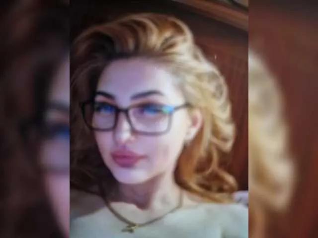 --Lika-- on BongaCams