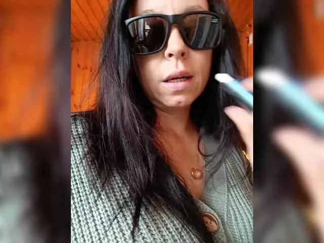 -Pypsiki- on BongaCams