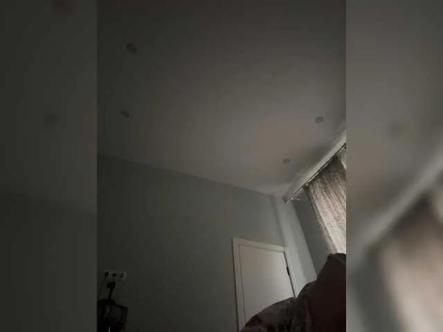 -Your-Michelle- — A strong man who knows what he wants, but knows how to be gentle.

Flirting, which slowly develops into something more.

Sense of humor and charisma