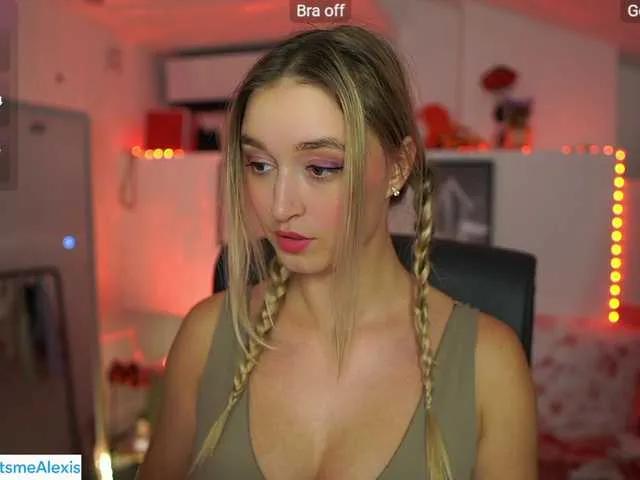 AlexisTexas18 on BongaCams