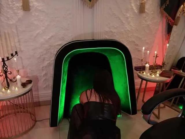 AliceHarper1 on BongaCams