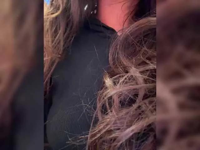 Alliina-leee on BongaCams