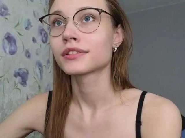 Freechat Armura on BongaCams