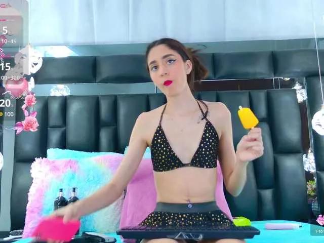 AuraRoss on BongaCams