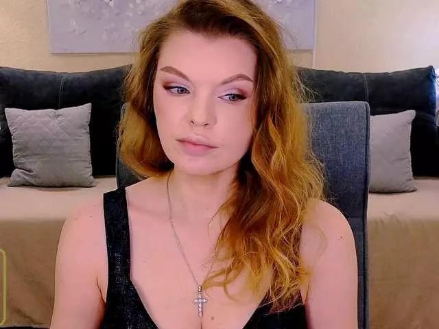 AureliaFly on BongaCams