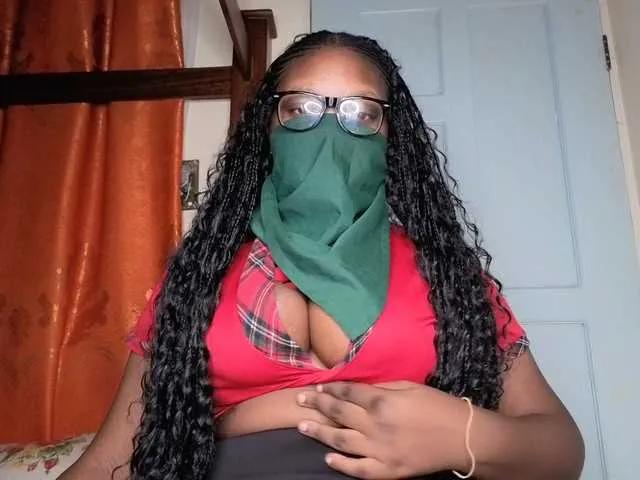 bigzonroe24 on BongaCams