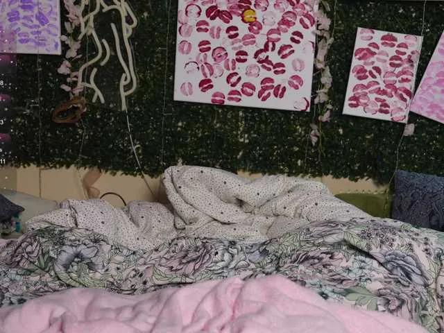 BlueCherry on BongaCams