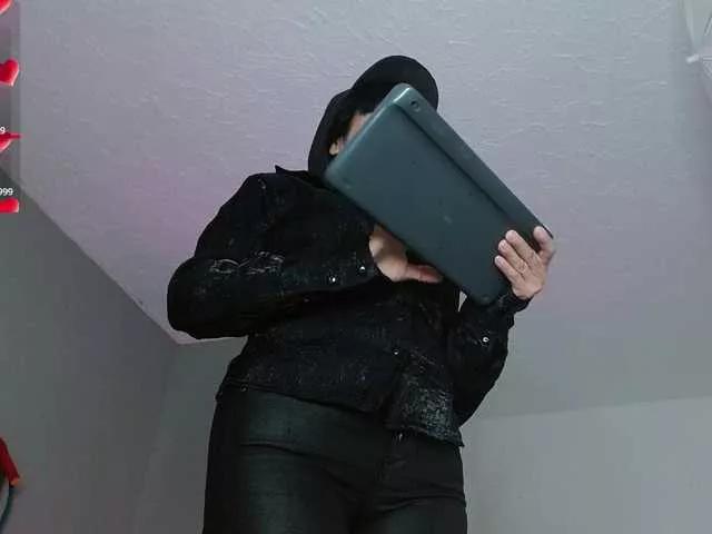 CharlotteLemke on BongaCams