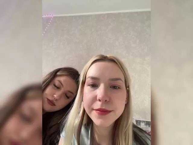 cutesmiles on BongaCams