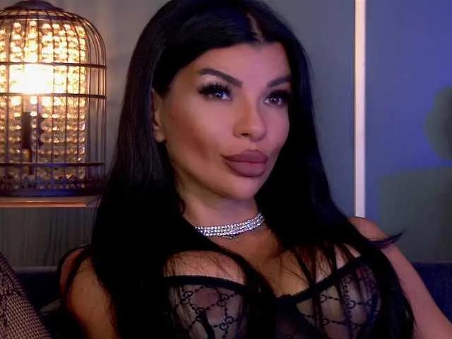 EleniaDevons on BongaCams