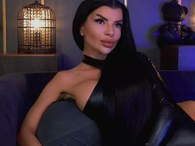 EleniaDevons on BongaCams