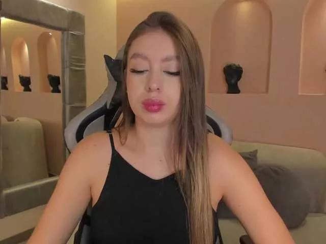 Freechat EllaClark on BongaCams