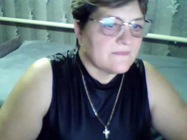 ElzaJewel — Deep and passionate love, yeah you might get hurt but it is the only way to live the life fully