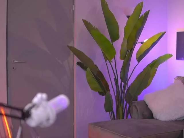 EvaZane on BongaCams