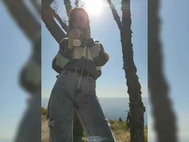 Fina771 on BongaCams