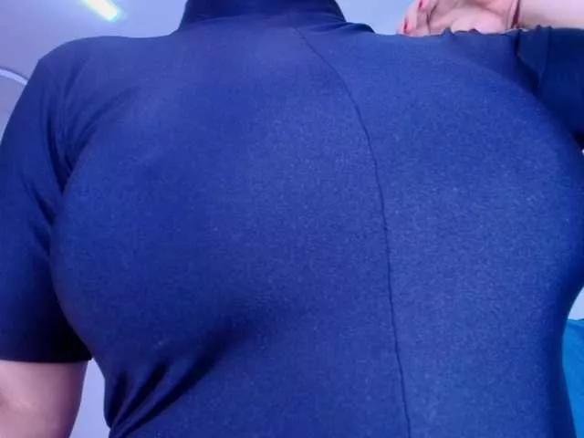 hanks-star on BongaCams