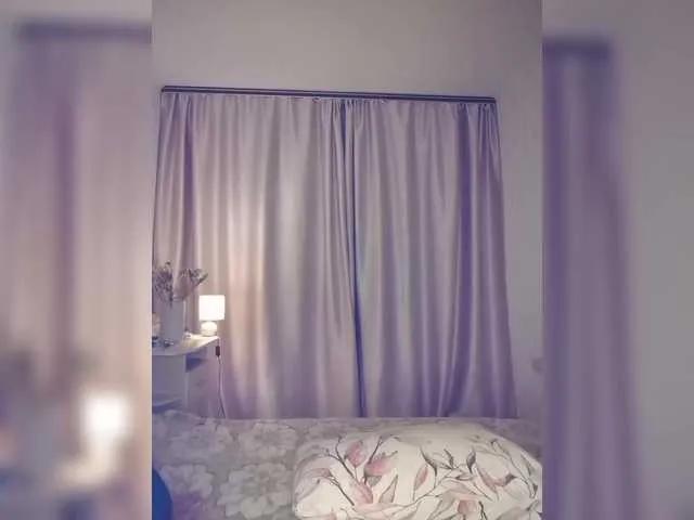 Freechat Her-Girl on BongaCams