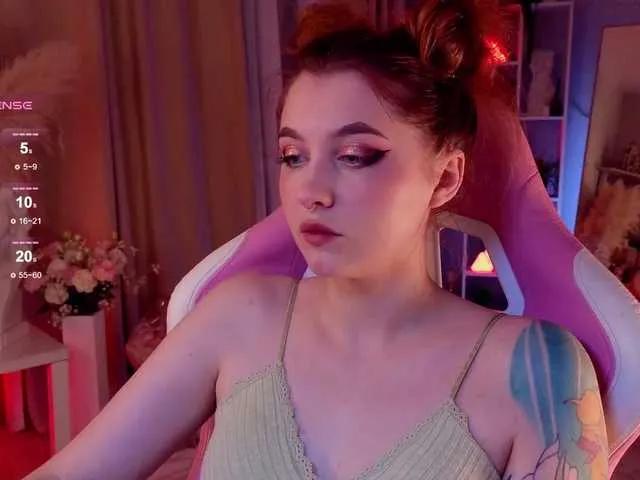 HoneyCherry on BongaCams