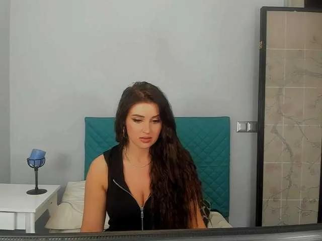 Freechat JessieBody on BongaCams