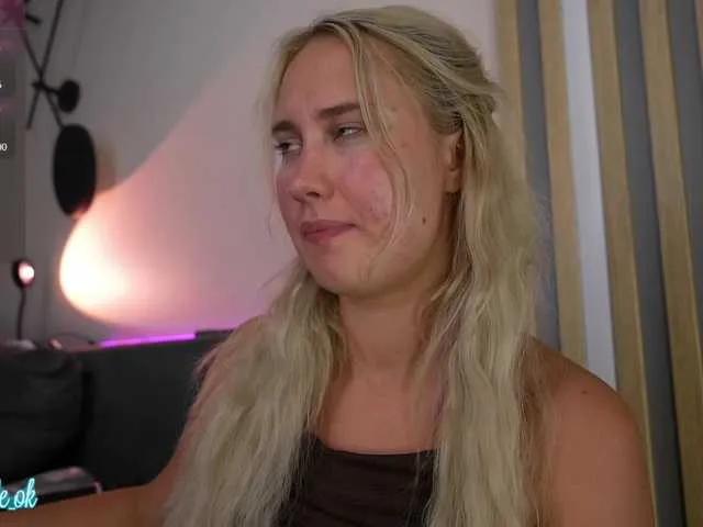 Freechat kateline on BongaCams