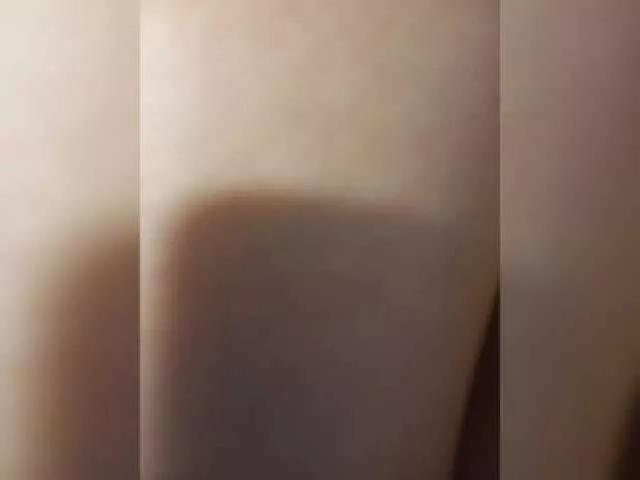 Freechat Klybnichca on BongaCams