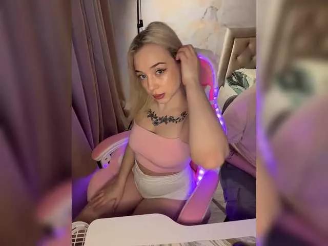 Freechat Kristallik-1 on BongaCams