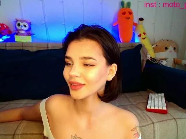 life-choco on BongaCams