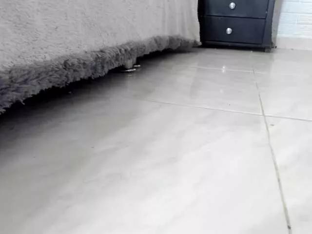 LITTLEMARS1 on BongaCams