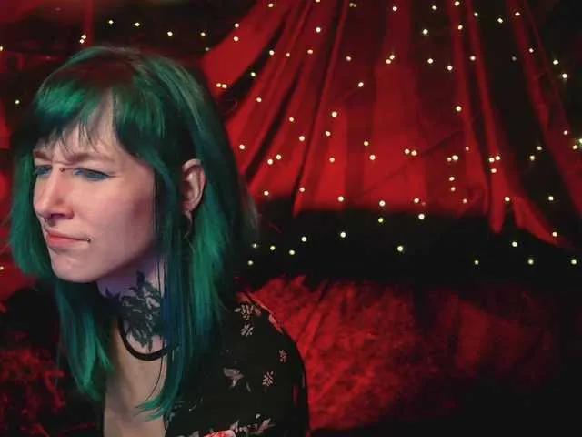 LittleSpaceMouse- on BongaCams