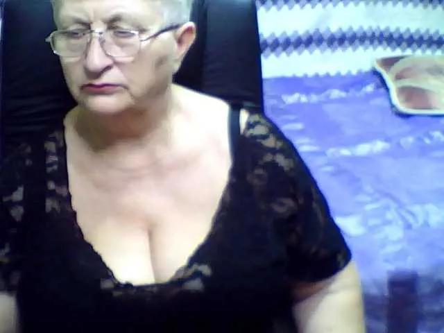 Freechat LolkaAlyss on BongaCams