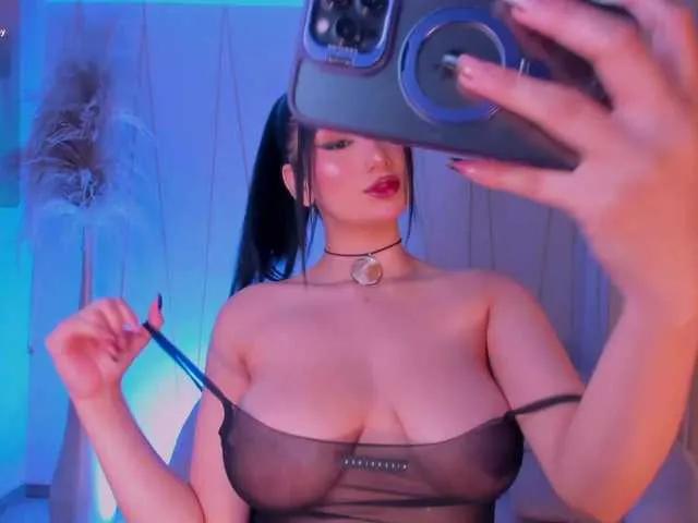 MaddisonLowe on BongaCams