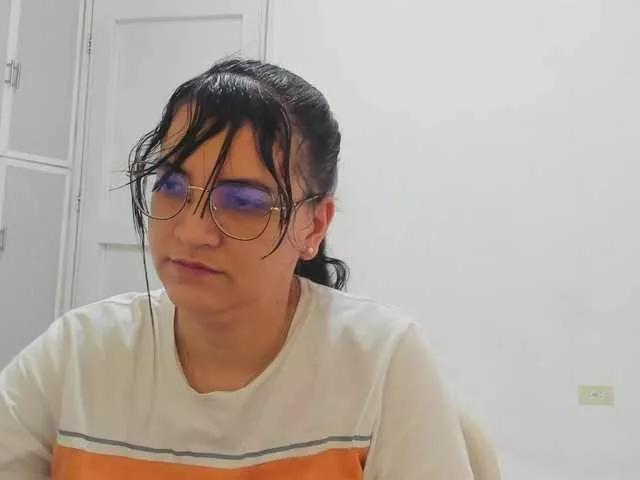 MARILYNG on BongaCams