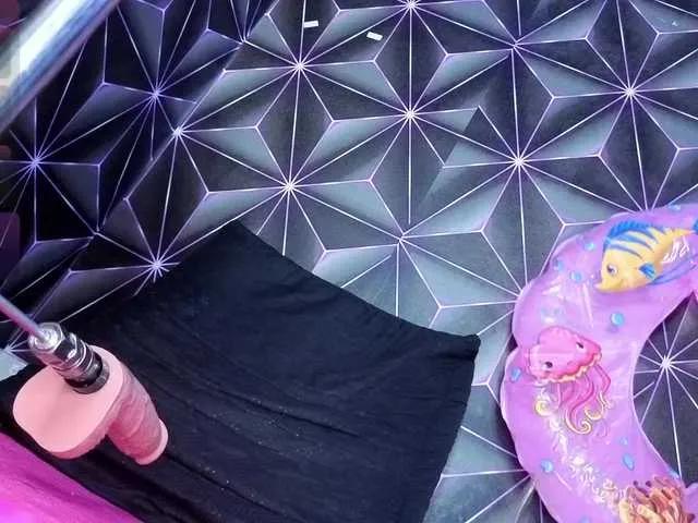 Megann9 on BongaCams