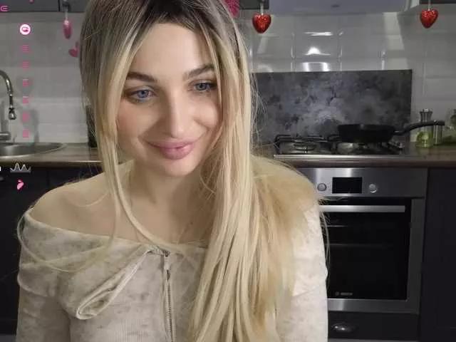 MellicaX on BongaCams