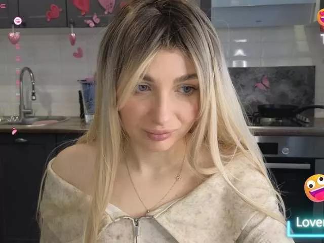 MellicaX on BongaCams