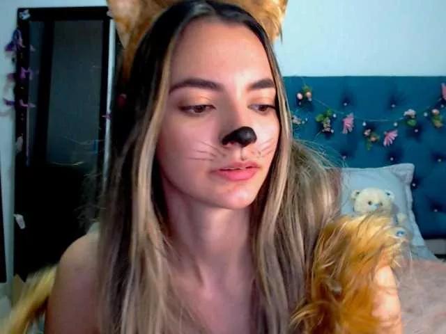 miah-baby on BongaCams