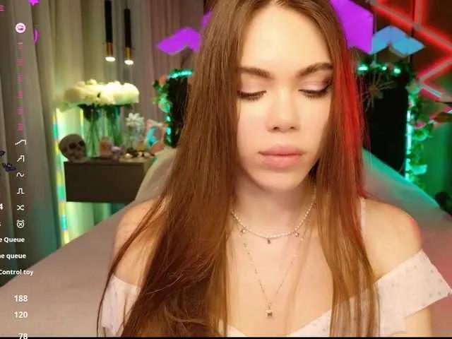 MimiForce on BongaCams