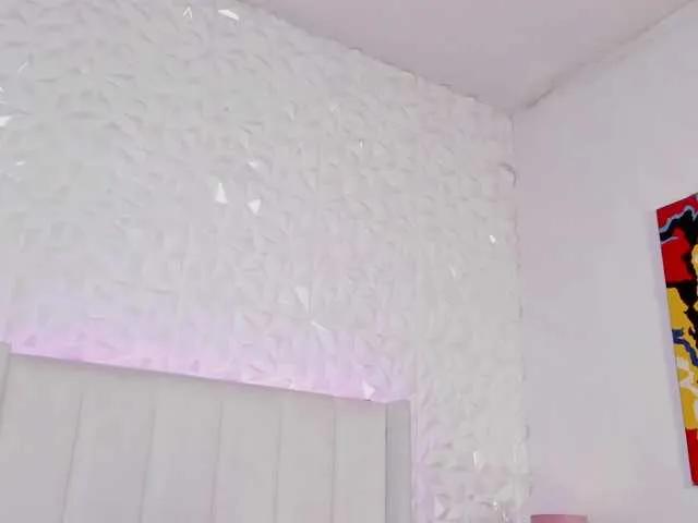 Miranda-Rogers on BongaCams