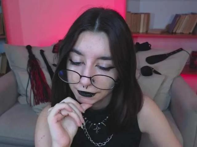 MistressMarcelline on BongaCams