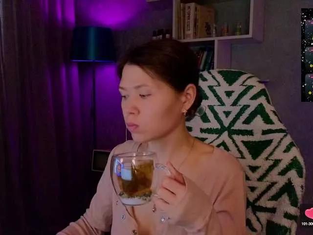 MyLittlegi on BongaCams