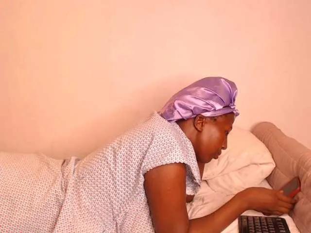 NawtyLezi696 on BongaCams