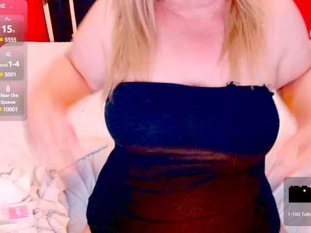 Nayla-Garner on BongaCams