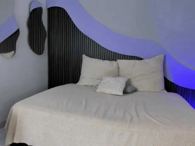 Nicolle-mariee on BongaCams