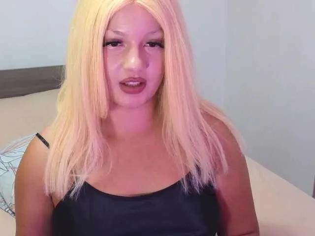 Rosebelle1 on BongaCams