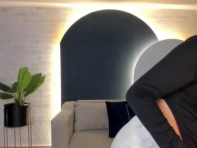 Freechat RossieRhoades on BongaCams