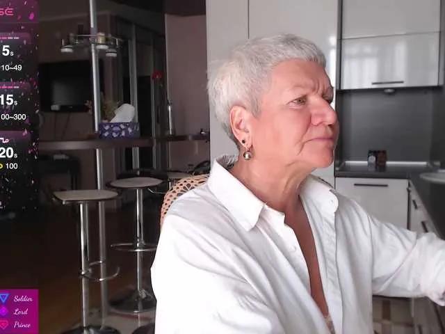 roxana-brooks on BongaCams