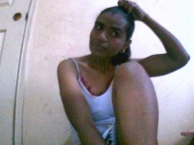 Royblackhot on BongaCams