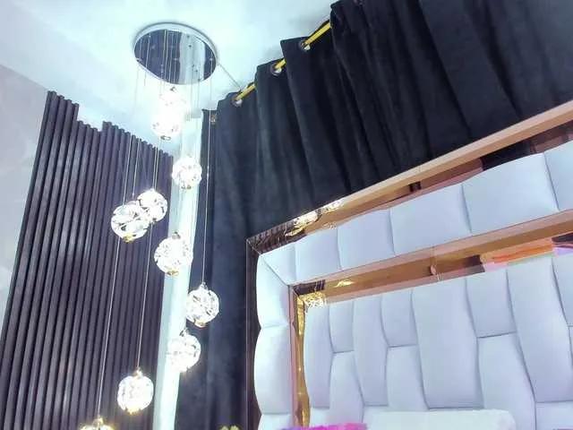 Freechat SarayRoyse on BongaCams