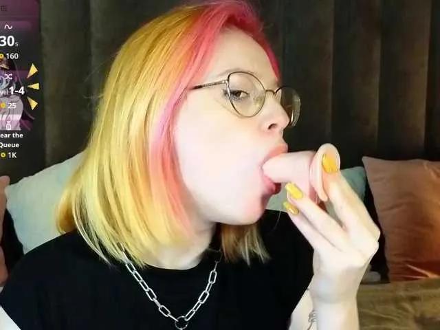 Freechat SashaExclusive on BongaCams