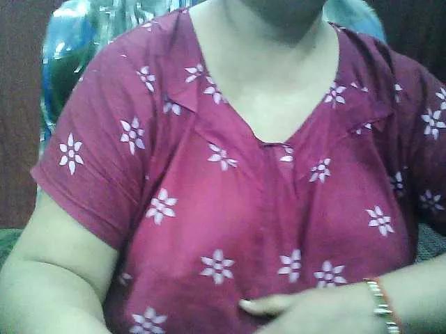 Freechat sexycharu on BongaCams